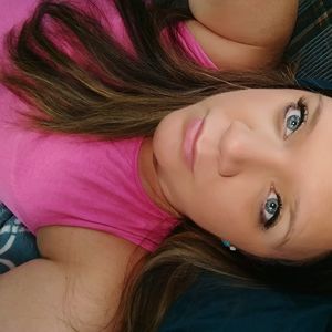 Meet your Posher, Marisa